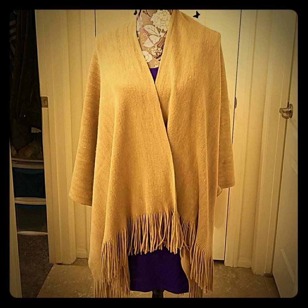 Sweater- Wrap